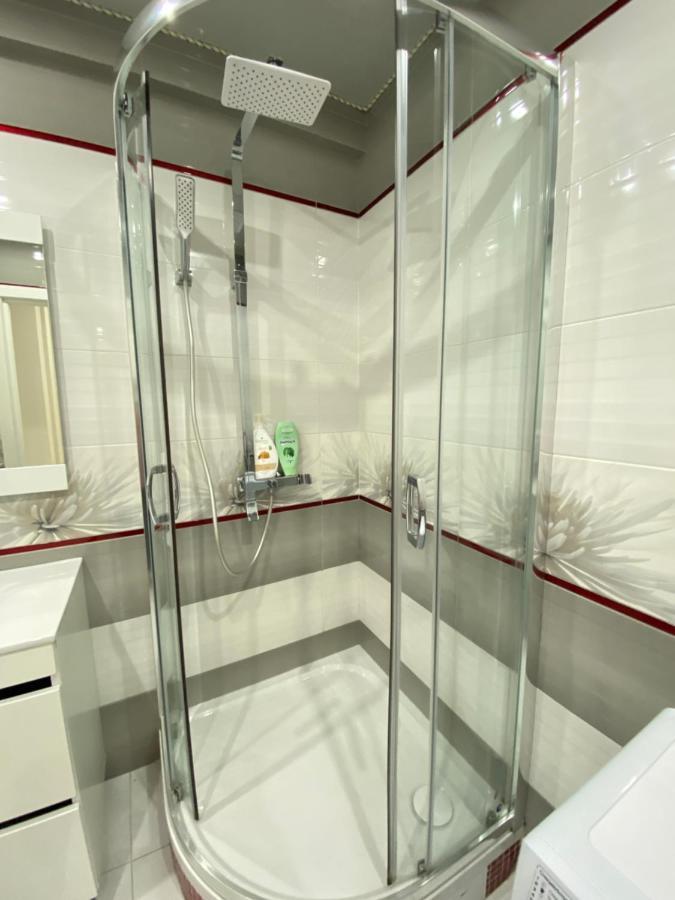 Two Bedroom Large Apartment In Chişinau Exteriör bild